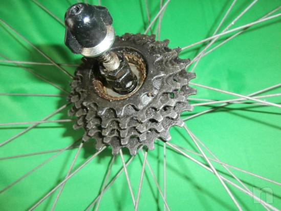 coppia vecchie ruote corsa ATOM foto-18728