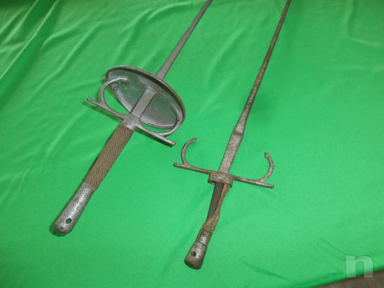 fioretti d'epoca da collezione in uso tra le dischipline sportive foto-18801