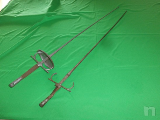 fioretti d'epoca da collezione in uso tra le dischipline sportive foto-10250