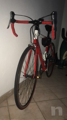 Bici da corsa messa a nuovo più accessori foto-19169