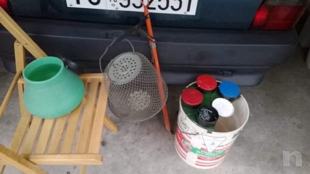 Attrezzatura da pesca sportiva in lago foto-10523