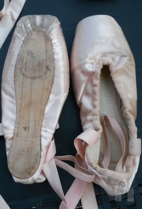 Gruppo scarpe danza classica punta, borsa Porselli foto-1519
