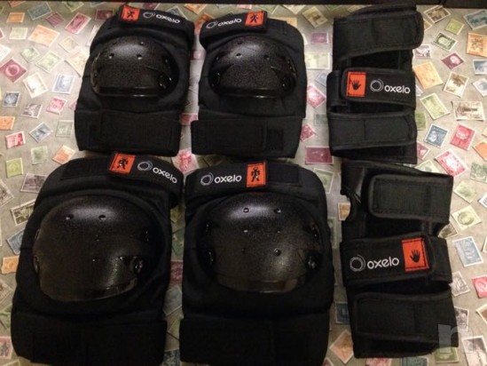 Set protezione ginocchiere, paragomiti/polsi foto-10813