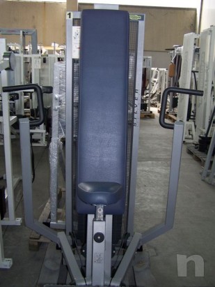 ATTREZZATURE  ISOTONICHE  TECHNOGYM SILVER foto-1577