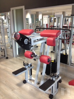 ATTREZZATURE  ISOTONICHE  TECHNOGYM SILVER foto-1576