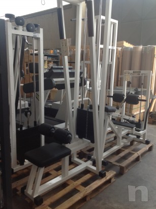 ATTREZZATURE  ISOTONICHE  TECHNOGYM LUX foto-1113