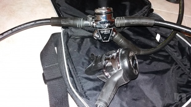 Vendo attrezzatura subacquea video tav pinne erogatore e altri non in foto foto-21138