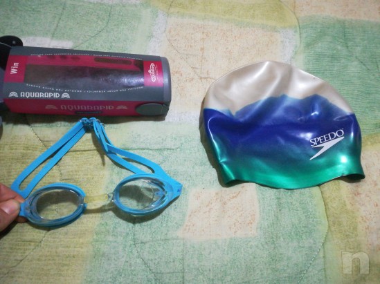 Cuffie e occhialini per il nuoto  foto-11566