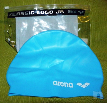 Cuffia da nuoto in silicone celeste taglia M foto-11573