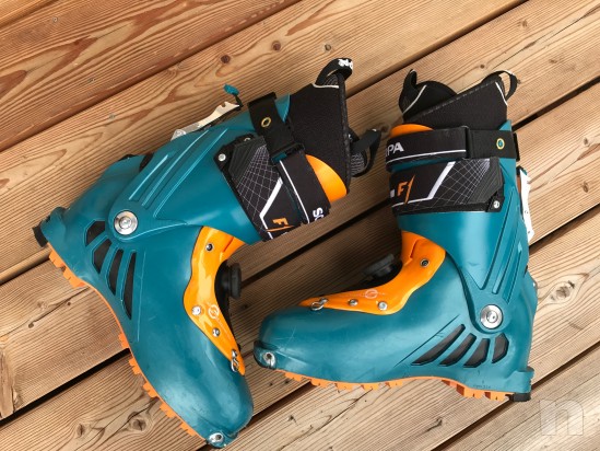 vendo scarpone sci alpinismo della scarpa modello F1 misura 28,5 foto-21539