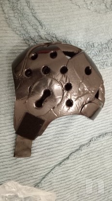 casco karate per combattimento distribuito da Ko foto-22203