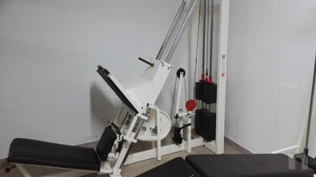 Attrezzi da Palestra leg Press e leg extension foto-12283