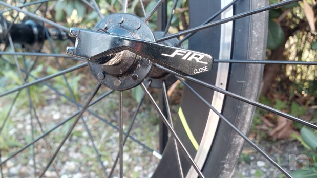 Vuelta Superlite 20 raggi SH foto-23029