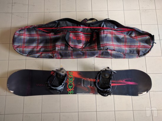 Tavola Snowboard Nitro BlackLight & Attacchi Raiden Machine foto-12472