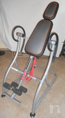 PANCA INVERSA IDEALE PER RILASSAMENTO SPINA DORSALE. foto-12893