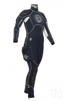 VENDO SEMISTAGNA DONNA foto-13063