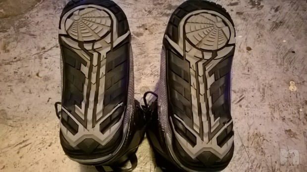 vendo scarponi e casco snowboard foto-24530