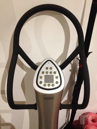 PEDANA VIBRANTE POWER PLATE foto-13388