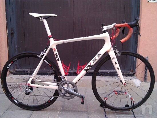 Bici da corsa in carbonio foto-1359