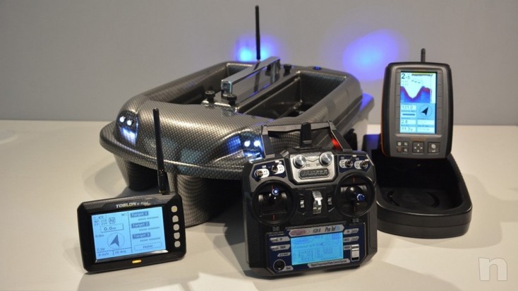 Carpa Follia Phantom Bait Boat + toslon rilevatore di pesci + Toslon X-Pilot Nuovo foto-13912
