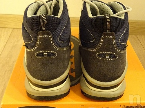 Scarponi donna Aku perfetti indossati poche volte foto-27617