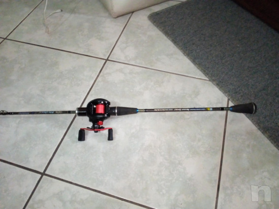 Canna da pesca slow pitc con mulinello foto-27699