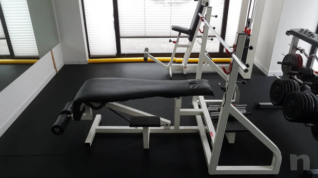 Vendo Panca Piana regolabile+ bilanciere  foto-27776