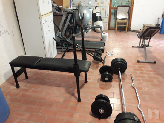 Vari attrezzi da palestra  foto-27820
