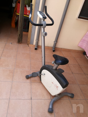 Cyclette e panca x addominali foto-14803