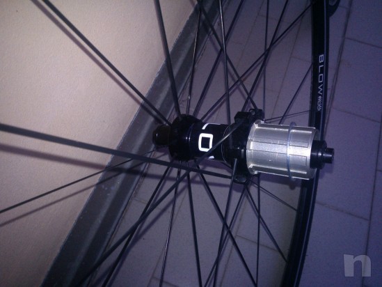 Ruote per bici da corsa artigianali B l o w  Racing foto-1541