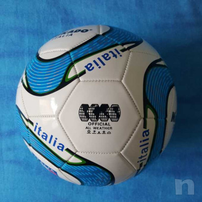 Pallone in cuoio - Italia - Nuovo foto-29204