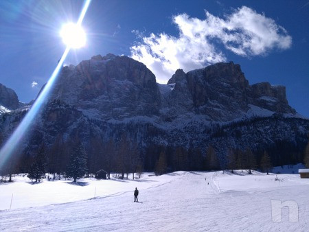DOLOMITI - SCI ITINERANTE CON GUIDA DORMENDO IN RIFUGI SULLE PISTE foto-30558