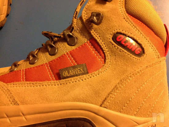 Scarponcini trekking marca Olang n.37 foto-30788