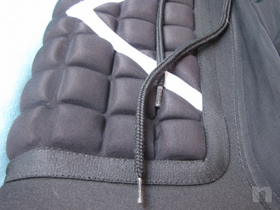 Pantaloncini da portiere di calcio foto-31214