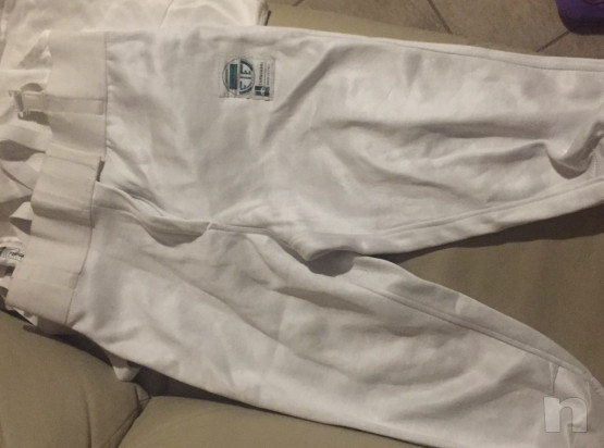 Vendo divisa scherma donna  foto-32129