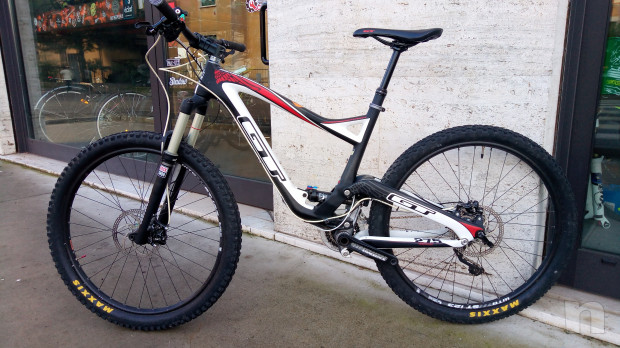 Mtb full GT Sensor carbon Expert  foto-32362
