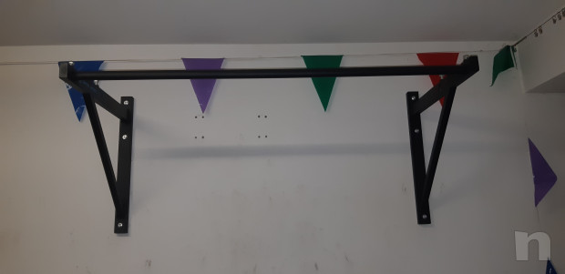 Barra per trazioni a muro Capital Sports foto-33210