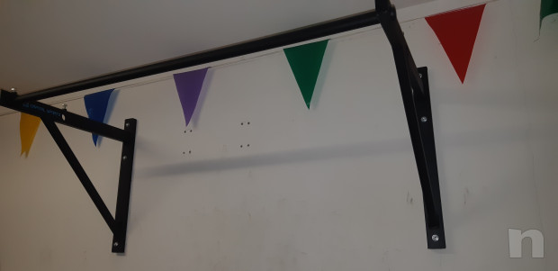 Barra per trazioni a muro Capital Sports foto-17389