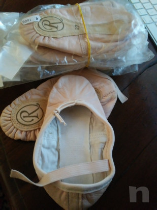 SCARPE DA DANZA NUOVE foto-17485