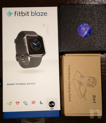 Fitbit Blaze Smart Fitness Watch + Carica da tavolo foto-33443