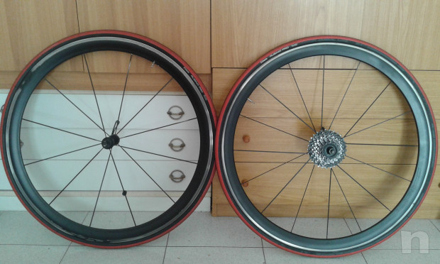 Ruote alto profilo foto-17889