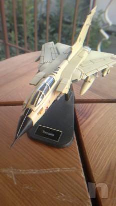 Aerei militari modellini + poster foto-1798