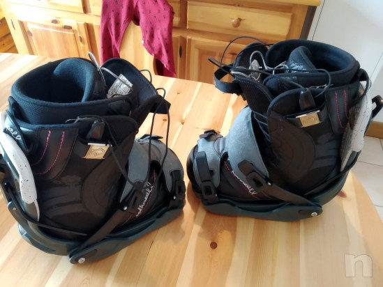 Scarponi Northwave da donna taglia 39, con attacchi rapidi della Flow foto-18029