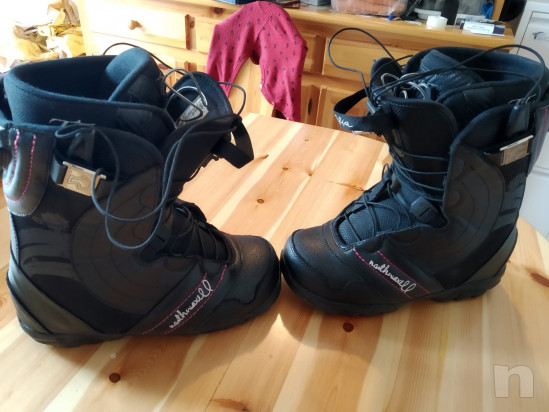 Scarponi Northwave da donna taglia 39, con attacchi rapidi della Flow foto-34651