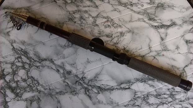 Attrezzatura completa vari tipi di pesca 3 canne 3 mulinelli + borsa portacanne foto-3013