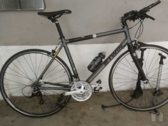 Bicicletta ibrida da corsa modello BTWIN come nuova foto-35494