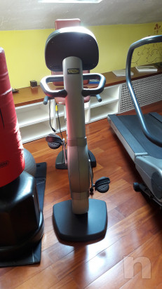 vendo cyclette perfetta mai usata di tecnogim foto-36796