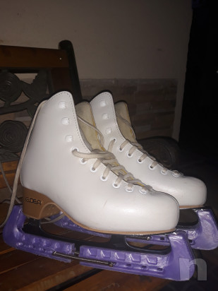 vendo pattini per ghiaccio foto-37293