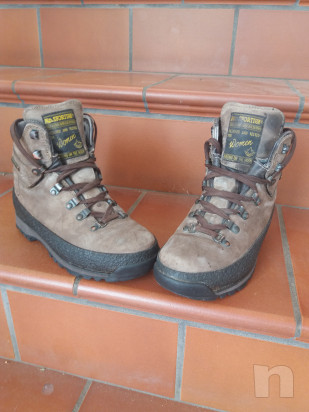 Scarponcini da montagna La Sportiva taglia 37 in ottime condizioni.  foto-19353