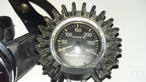 EROGATORE BISTADIO CON MANOMETRO A FRUSTA foto-3270